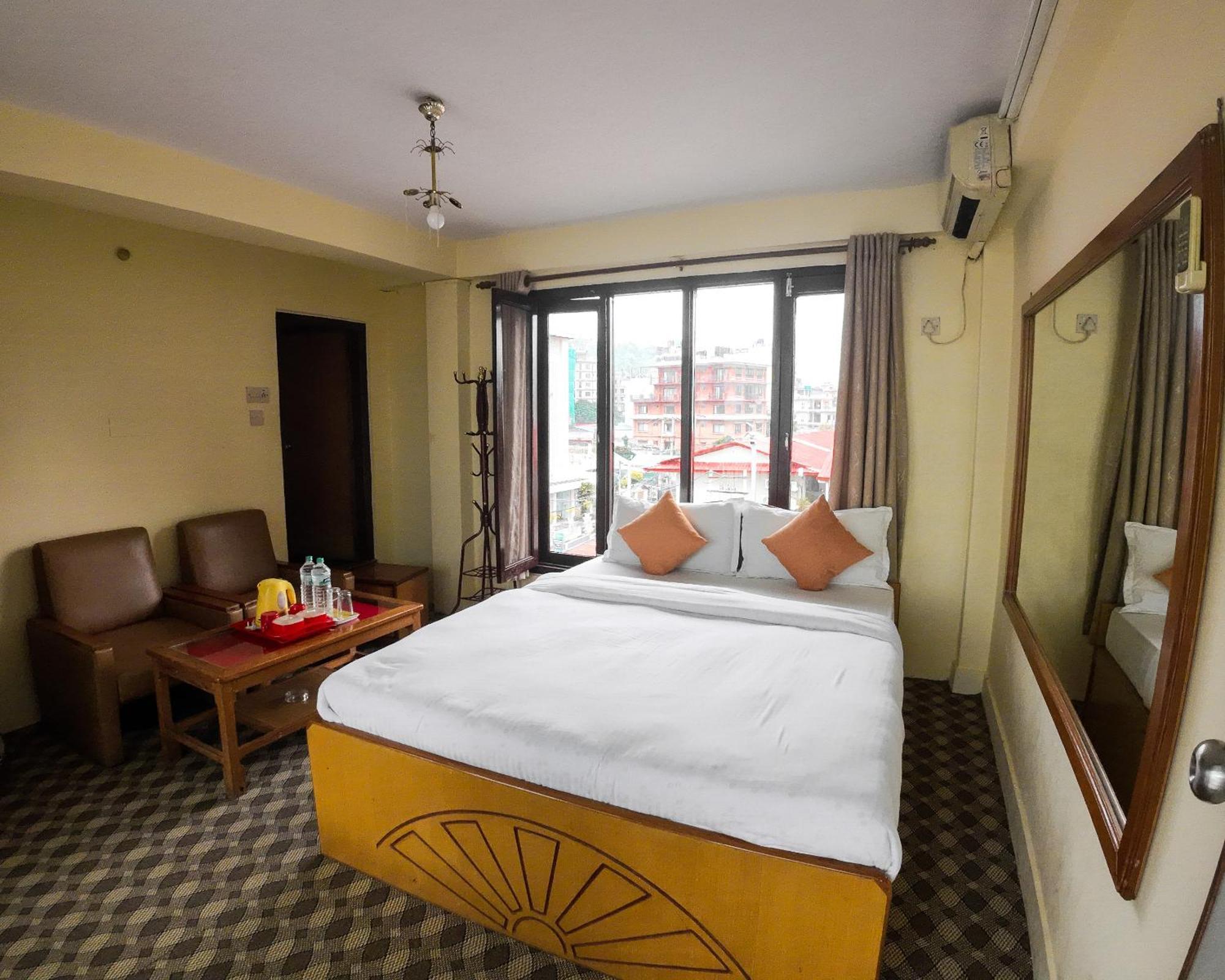 Hotel Travel Inn Pokhara Ngoại thất bức ảnh